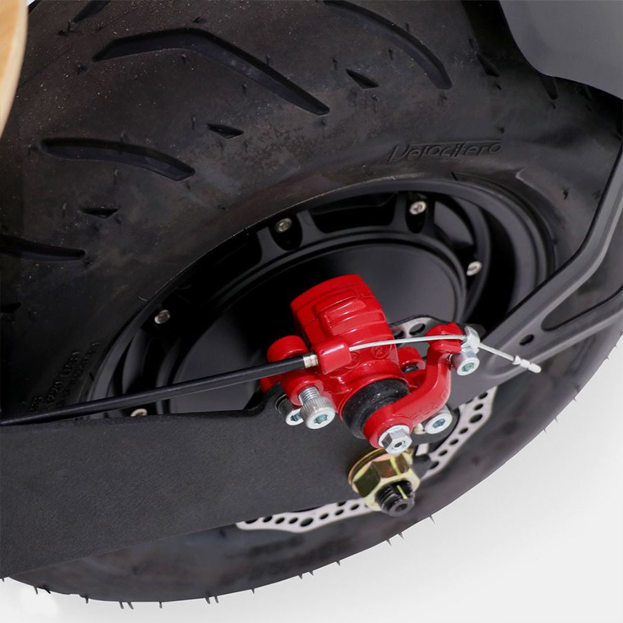 Velocifero Mad 810W COC